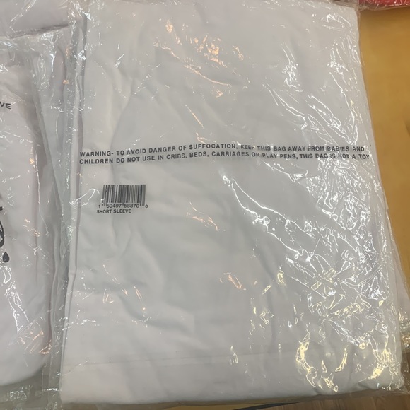 SADA White Short Sleeve 4x - Picture 2 of 2